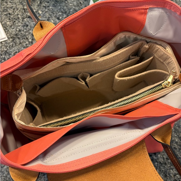 Longchamp Le Pliage Large in Grenadine - Picture 4 of 7